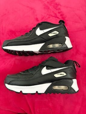 Nike Black and White Air Max kids Sneakers